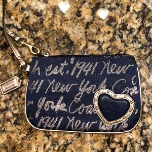 Coach pouch / wristlet